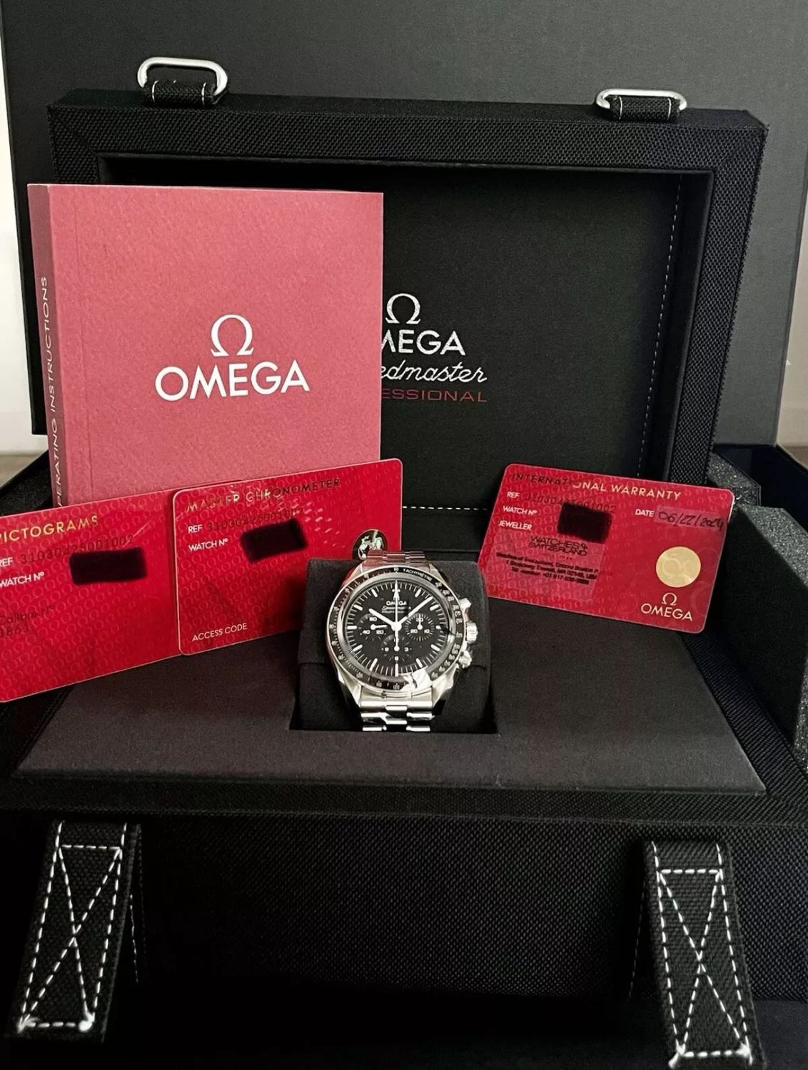 OMEGA Speedmaster Moonwatch Professional 310.30.42.50.01.002