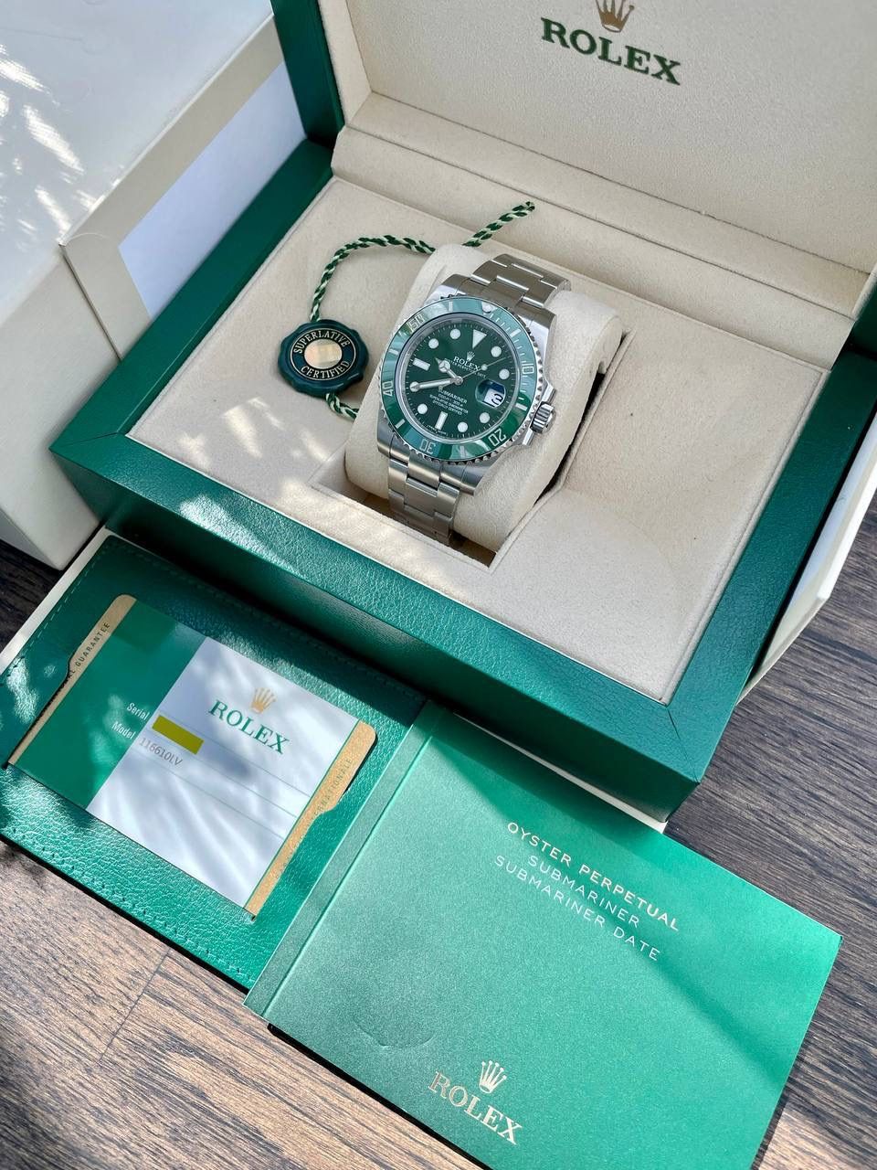 Rolex Submariner 116610LV aka Hulk