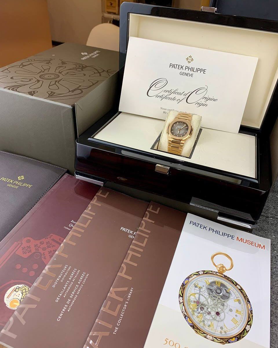 Patek Philippe Nautilus Rose Gold Ladies 7011/1R