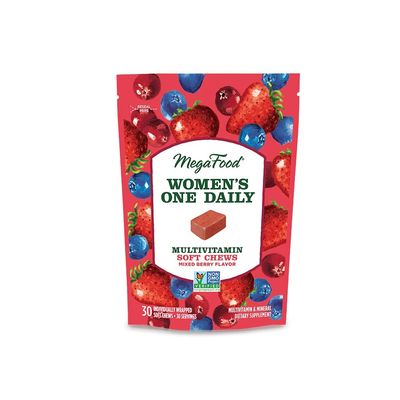 MegaFood Women&#39;s One Daily Multivitamin Soft Chews - Multivitamin for Women with Folate, Vitamin B6, Vitamin B12, Biotin, Vitamin D - Delicious Mixed Berry Flavor - Vegetarian, Non-GMO - 30 Chews