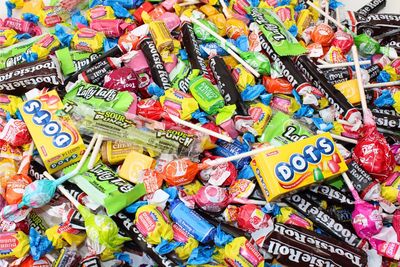 Bulk Candy Individually Wrapped Halloween Candy, Bulk Candy Variety Pack, Parade Candy Bulk, Large Pinata Candy Bags - Assorted Candy Mix, Individually Wrapped Candy by Queen City Candy Cave (4 Pound)