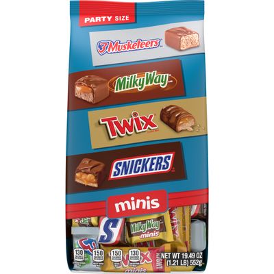 SNICKERS, TWIX, MILKY WAY &amp; 3 MUSKETEERS Minis Christmas Candy Chocolate Bar Variety Pack, 19.49 Oz Bulk Bag