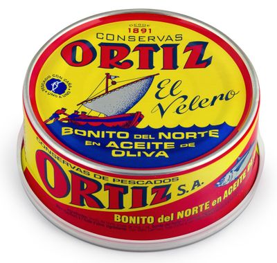 Ortiz White Tuna in Olive Oil, Fresh Tender Slices, Spanish Wild Caught Tuna, High in Protein and Omega 3 Fats, Excellent in Salad, Pasta or Sandwiches - No Need to Add Mayo, 8.81oz Can