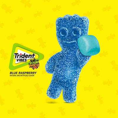 Trident Vibes SOUR PATCH KIDS Blue Raspberry Sugar Free Chewing Gum, Holiday Christmas Stocking Stuffers for Adults & Kids, Resealable Pouch, Pack of 1 (100 Pieces)