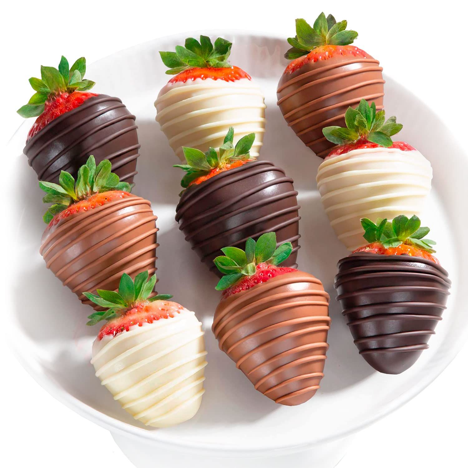 A Gift Inside 9 Berry Bites Chocolate Covered Strawberries by Love Berries (Fun Size)