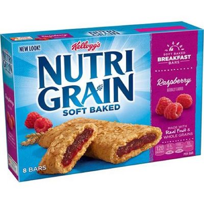 Kellogg&#39;s, Nutri-Grain Breakfast Bars, Raspberry, 8 Count, 10.4 ounce Box (Pack of 4)
