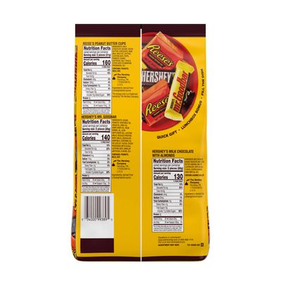 HERSHEY'S and REESE'S Assorted Chocolate Flavored Snack Size, Christmas Candy Party Pack, 31.5 oz