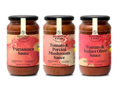 Delicious &amp; Sons - Organic Italian Tomato Pasta Sauce 18.70oz (Pack of 3) Plant Based- Vegetarian - Vegan - Non-GMO - Gluten-free - Paleo and Keto - No Added Sugars