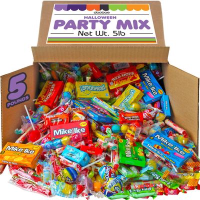 Holiday Bulk Candy - 5 Pounds - Chirstmas Parade Candy Bulk - Candy Variety Pack Individually Wrapped - Birthday Party Pinata Mix - Party Favors for Goodie Bags