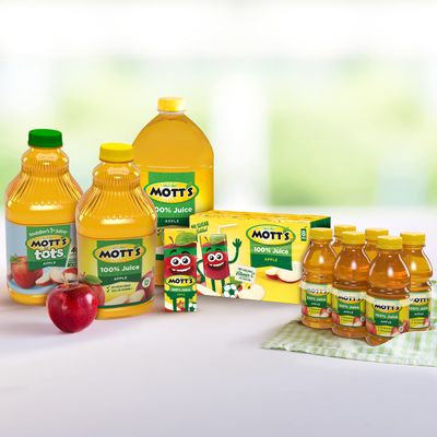 Mott's 100% Original Apple Juice, 6.75 Fl Oz Boxes, 32 Count (4 Packs Of 8), 2 Servings Of Fruit, 100% Fruit Juice, Gluten-free, Caffeine-free, Kosher, Contains No Artificial Colors Or Sweeteners