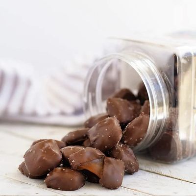 Sanders Milk Chocolate Sea Salt Caramels - 18 oz Tub