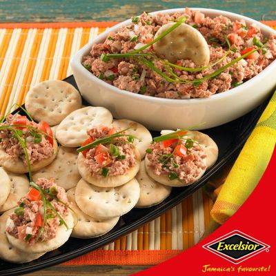 EXCELSIOR Water Crackers Genuine Jamaican Fat-Free Crackers 10.58 oz (Pack of 10)