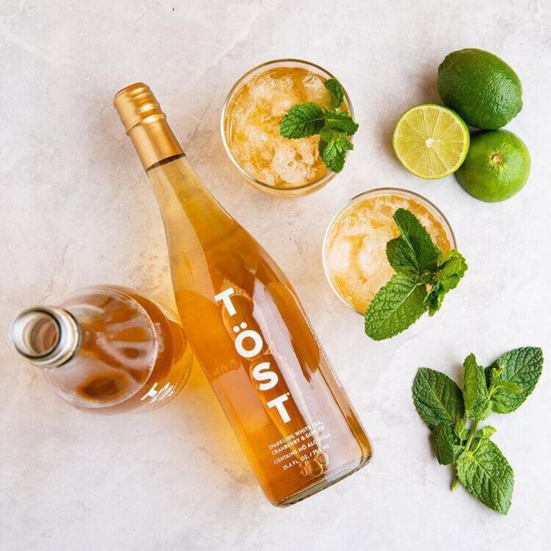 TOST White Cranberry, Ginger and Spice Sparkling White Tea, 750 ML