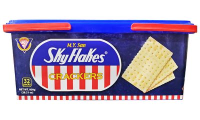 M.Y. San SkyFlakes Philippino Crackers 32 Packs 800g SET of 2
