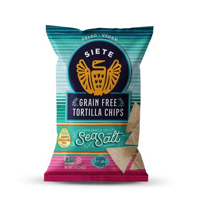 Siete Grain Free Tortilla Chips | Gluten Free Chips | Paleo &amp; Vegan Snacks | Non GMO | Sea Salt, 5 Ounce (Pack of 12)