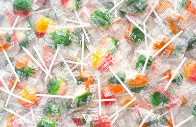 Lollipops Individually Wrapped Bulk - 5 lb. Assorted Candy Flavors of Mixed Fruit Suckers - Includes Lollipop Candy, Fine Swirl Lollipops for Kids &amp; Adults in Businesses &amp; Schools