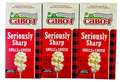 Cabot Macaroni &amp; Cheese Seriously Sharp Bundle: Includes Three 6.25 oz Boxes of Cabot Seriously Sharp Shells &amp; Premium Aged Cabot Cheddar Macaroni &amp; Cheese along with a Reusable Leftover Bag