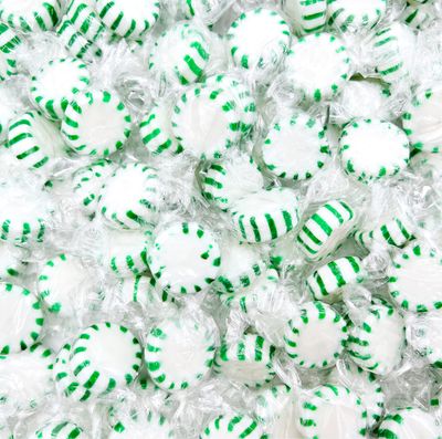 Arcor Spearmint Starlights Discs Christmas Hard Candy (1 Pound Bag - Approx. 85 Count)