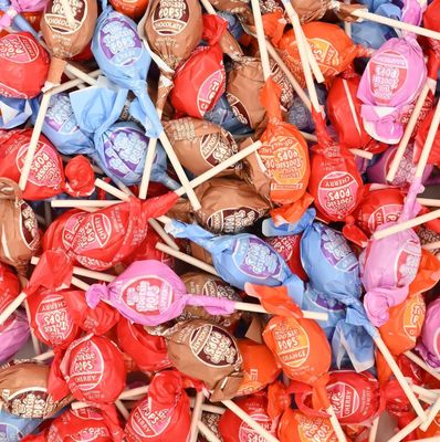 Tootsie Pops - Assorted Flavors, (15 count) Original Chocolate, Cherry, Orange, Grape and Raspberry Lollipops, tundras bag