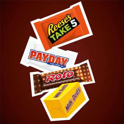 Hershey Assorted Caramel Flavored Snack Size, Candy Party Pack, 32.08 oz