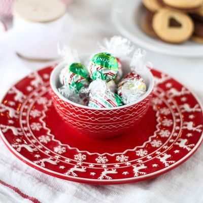 Lindt LINDOR Holiday Assorted Peppermint Chocolate Candy Truffles, 15.2 oz. Bag