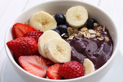 Especial Fruits (Previously Zola) Brazilian Super-fruit, Acai Berry Puree for Smoothies, Bowls and More (46 oz, 1)