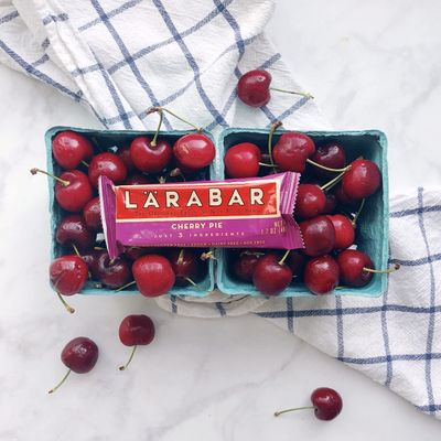 Larabar Cherry Pie, Gluten Free Vegan Fruit &amp; Nut Bars, 1.7 oz bars, 8 ct