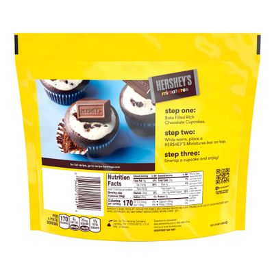 HERSHEY'S Miniatures Assorted Chocolate Candy Family Pack, 17.6 oz