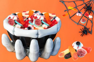 Fruidles Halloween Missing Body Parts Gummies, Fun And Festive Holiday Snacking (Half-Pound Bag)