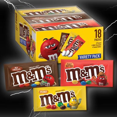 M&amp;M'S Peanut, Peanut Butter &amp; Milk Chocolate Variety Pack Full Size Milk Chocolate Candy Assortment, 30.58 oz 18 ct