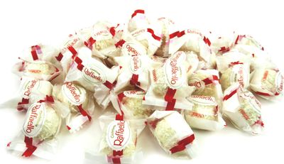 Raffaello Almond Coconut Treats Gift Pack (Pack of 45)