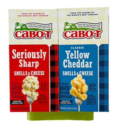Cabot Macaroni and Cheese Bundle: Seriously Sharp Cheddar and Classic Yellow Cheddar (One 6.25 Ounce Box of Each Flavor) - with Reusable Leftover Bag