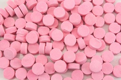 Planet Sweets Pink Wintergreen Lozenges Mint Candy - 1.5 Pounds - Canada After Dinner Mints