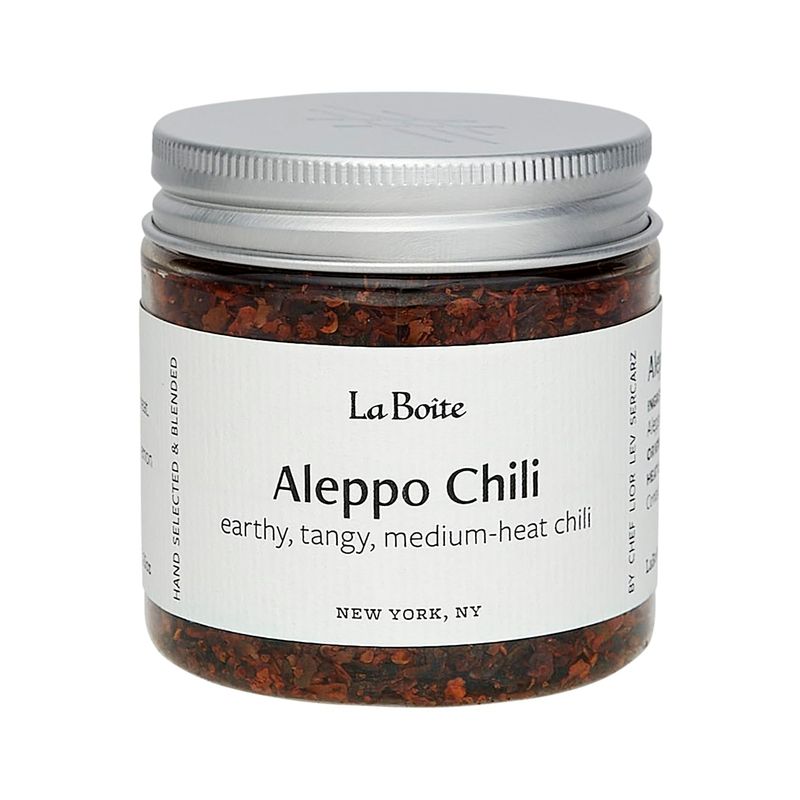 La Boite - ALEPPO CHILI, Single Origin Spice earthy, tangy, medium-heat chili - Great for seasoning and finishing grilling, roasting, beef, chicken, ribs, marinades vegetables, salads - 2.0 oz.