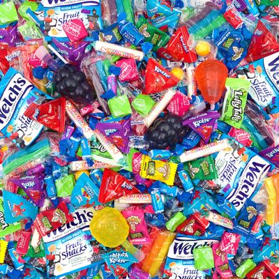 Christmas Party Candy Assortment - 10 Pound Box - Warheads, Kool-Aid, Welch's, Smarties, Lollipops (Approx. 450 Count)