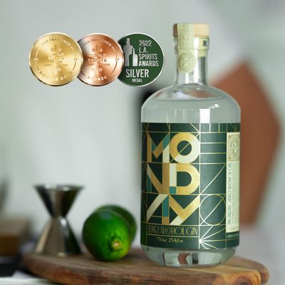 MONDAY Zero Alcohol Gin - An Award Winning Non-Alcoholic Spirit with Zero Carbs, No Sugar, 0 Calories - 750ml