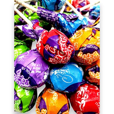 Assorted Wild Berry Tootsie Pops 15 lbs Wild Cherry Berry Black Berry Apple Berry Mango Berry and Blue Berry All With A Chocolatey CenterPeanut and Gluten Free Lollipops Individually Wrapped24 oz