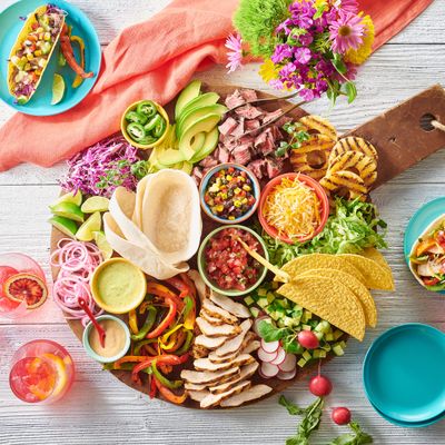 Old El Paso Stand 'N Stuff Shells and Tortilla Bowls, Hard &amp; Soft Taco Dinner Kit, 9.4 oz.