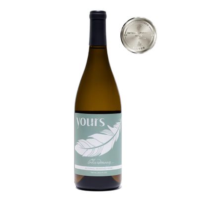 YOURS Non-Alcoholic Wine California Chardonnay - Award Winning Alcohol Removed White Wine Only 30 Calories and No Added Sugar