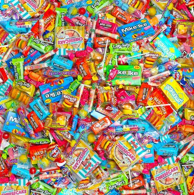 Birthday Party Candy Mix - 4 Pounds - Bulk Candies - Large Candy Bag For Party Favors - Birthday Party Pinata Mix - Holiday Candy
