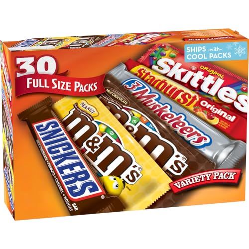 M&amp;M&#39;S, SNICKERS, 3 MUSKETEERS, SKITTLES &amp; STARBURST Variety Pack Full Size Bulk Candy Assortment, 56.11 oz, 30 Count