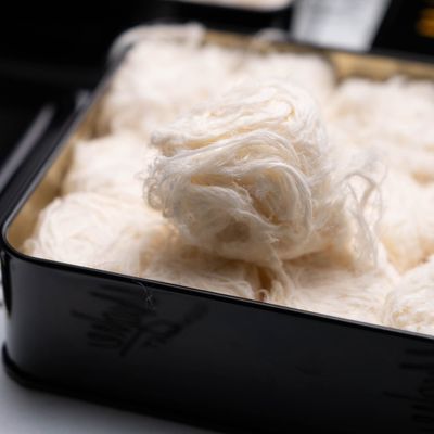 Mughe Gourmet Turkish Cotton Candy Pismaniye Sweet (12 Fluffs) - Divine Halva Candy Gift Box - Exquisite Confectionery Pishmaniye - Authentic Floss Halvah - Perfect Gifts for Him & Her