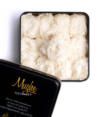 Mughe Gourmet Turkish Cotton Candy Pismaniye Sweet (12 Fluffs) - Divine Halva Candy Gift Box - Exquisite Confectionery Pishmaniye - Authentic Floss Halvah - Perfect Gifts for Him &amp; Her