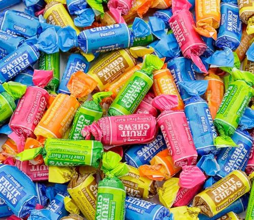 FRUIT CHEWS Candy 2 lb - Bulk Candies in Resealable Bag, Individually Wrapped (136 Pieces), Soft &amp; Fruity, 5 Assorted Flavors, Gluten &amp; Peanut Free