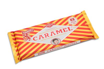 Tunnock&#39;s Real Milk Chocolate Caramel Wafers 8 Pack of 30g (Pack of 1)