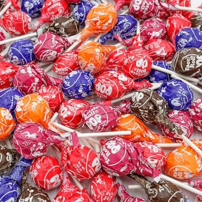 TOOTSIE ROLL POPS Lollipops 2 lb - Bulk Bag, 5 Assorted Flavors, Gluten Free, Chewy Center &amp; Hard Candy Coating, Individually Wrapped Suckers (48 Pieces)