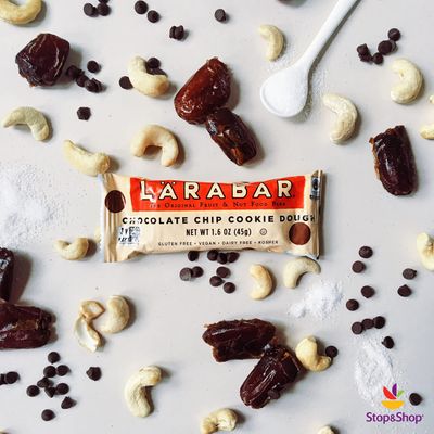 Larabar Chocolate Chip Cookie Dough, Gluten Free Fruit &amp; Nut Bar, 18 Ct