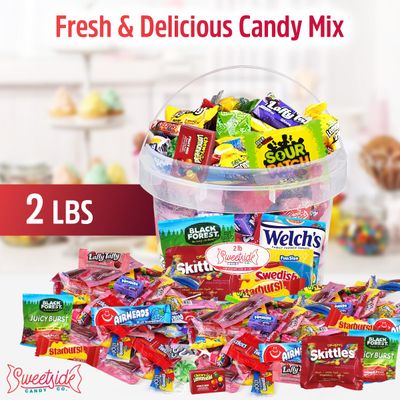 Bulk Candy Variety Pack - 2 Pound Care Package Assorted Box Mothers Day Basket , Snack Food Gift , Office Assortment Gift for Birthday Party , Kids , College Students & Adults (Pack of 1))