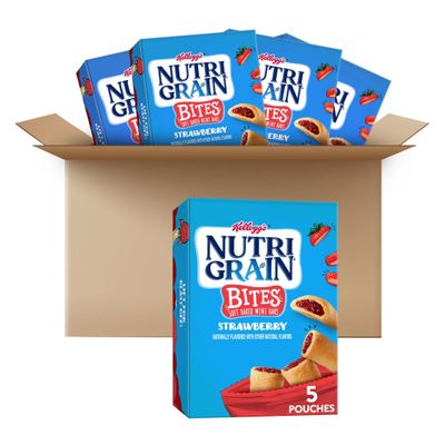 Nutri-Grain Bites Mini Breakfast Bars, Made with Whole Grains, Kids Lunch Snacks, Strawberry (5 Boxes, 25 Pouches)