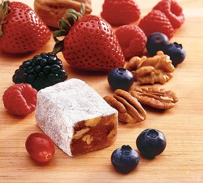 Liberty Orchards, Berry Delights - Assorted Vegan Berry Snack, Gluten Free, Lokum Nuts Strawberry, Blueberry Walnut Turkish Delight Candy Gift Box 10 Oz